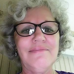 Meet your Posher, Suzanne